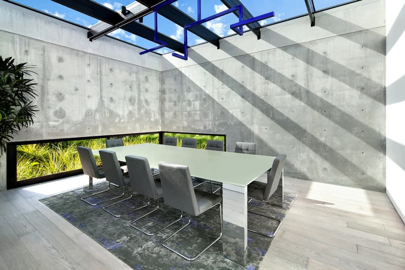 走進售價 $2,980 萬美元的玻璃豪宅 96 Ridge View Drive