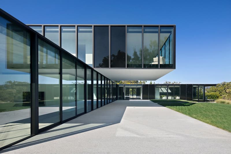 走進售價 $2,980 萬美元的玻璃豪宅 96 Ridge View Drive