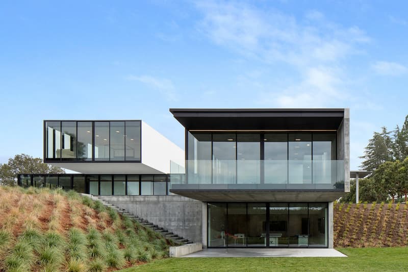 走進售價 $2,980 萬美元的玻璃豪宅 96 Ridge View Drive