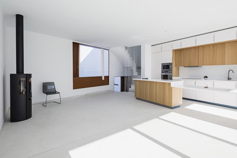 走進由 DTR_Studio 打造的西班牙極簡住宅 Claire House