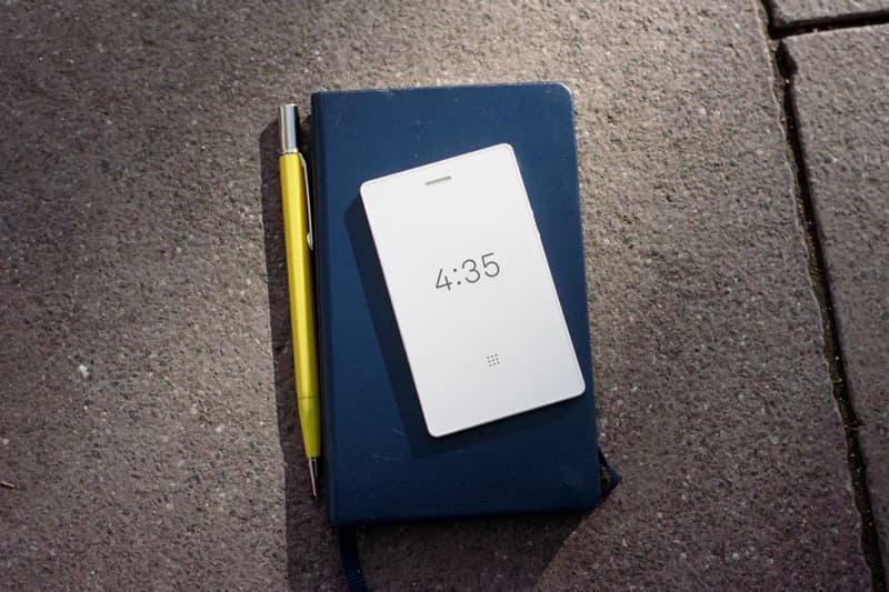 Light 推出第二代 Light Phone 极简手机