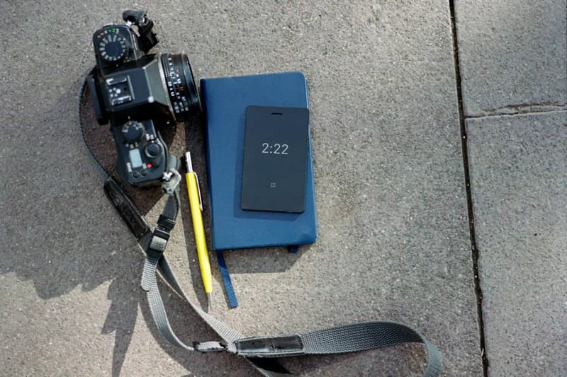 Light 推出第二代 Light Phone 极简手机