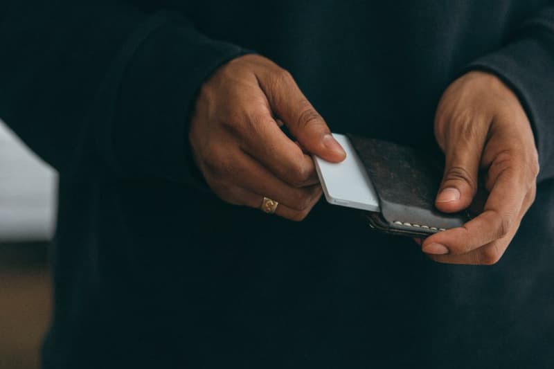 Light 推出第二代 Light Phone 极简手机