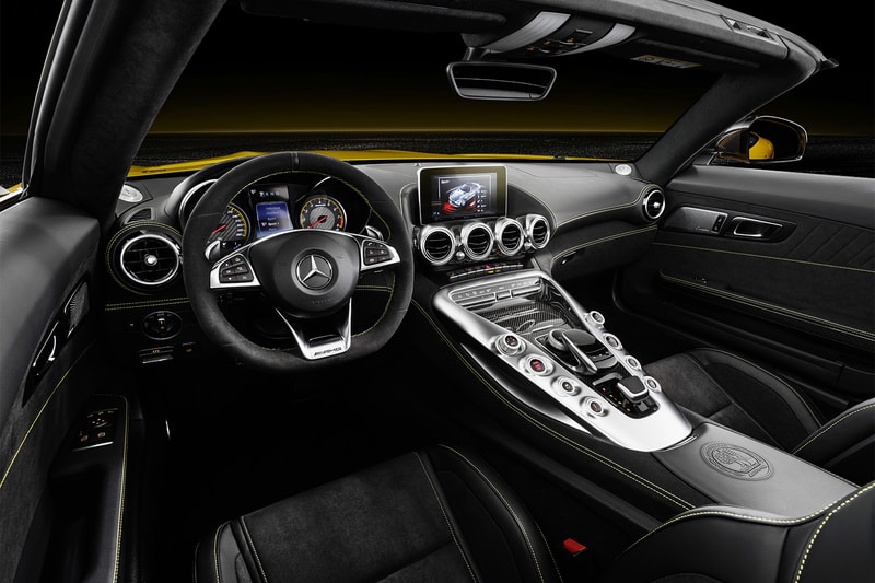 Mercedes-AMG 全新 GT S Roadster 敞篷跑車登場