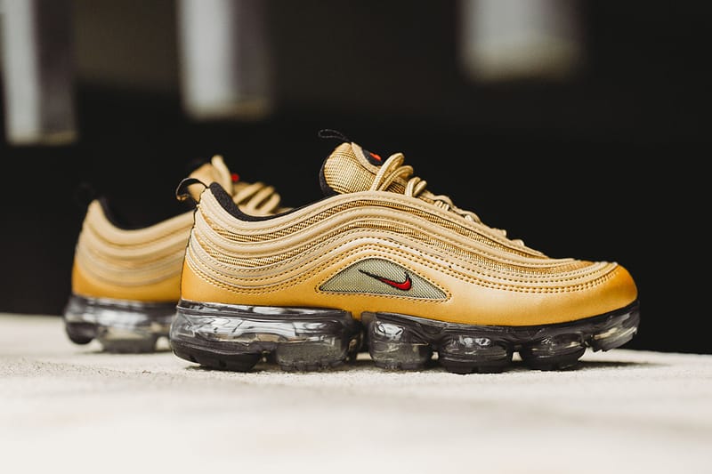 近賞 Nike Air VaporMax 97「Metallic Gold」配色