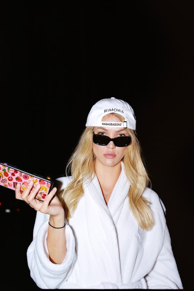 RIMOWA 攜手 NASASEASONS 打造聯名帽款和貼紙包