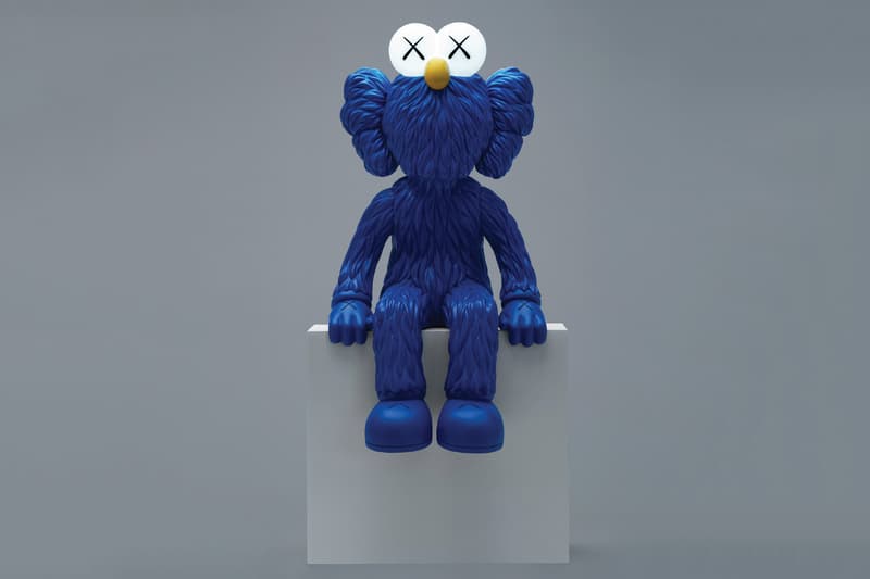 KAWS 將推出 SEEING by KAWS LED 座燈