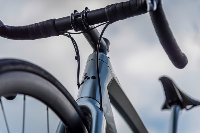 Mercedes-Benz 携手 ARGON 18 打造高端 Road Bike