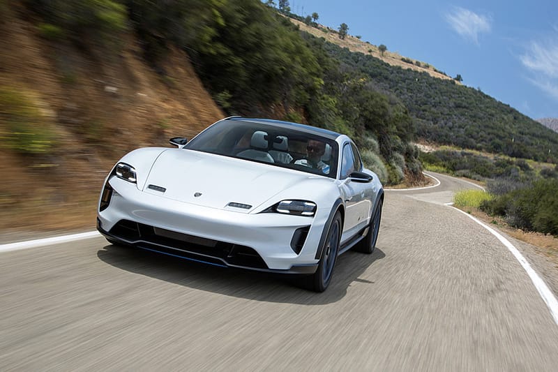 Porsche Mission E 純電動跑車正式命名为 Taycan
