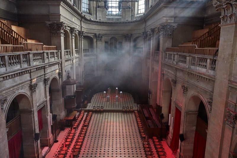 Christian Louboutin 於巴黎發布全新鞋款 Run Loubi Run