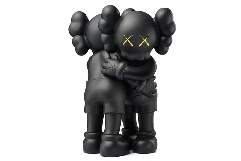 KAWS 全新 Companion「TOGETHER」人偶雕塑登场