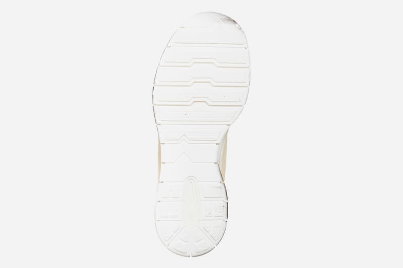 Maison Margiela Sockrunner 全新「泼墨」配色上架