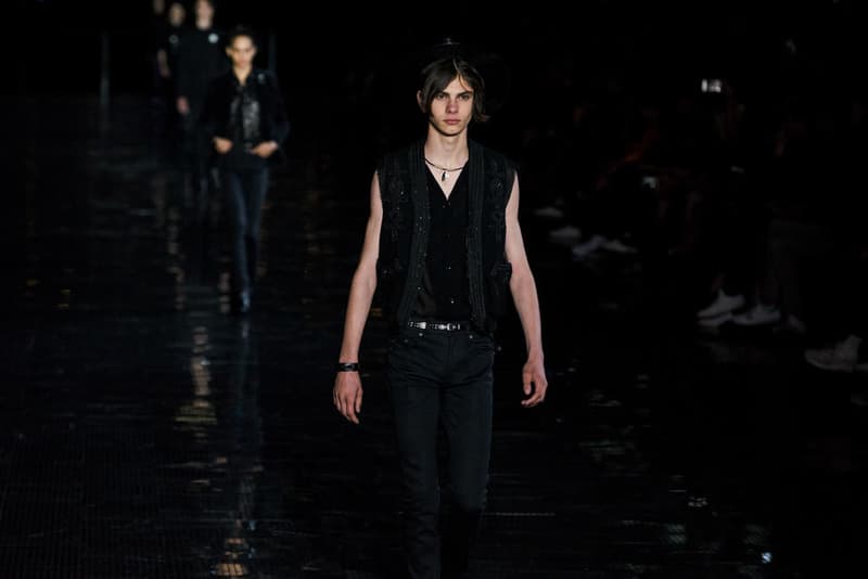Saint Laurent 於紐約發布 2019 春夏男裝系列