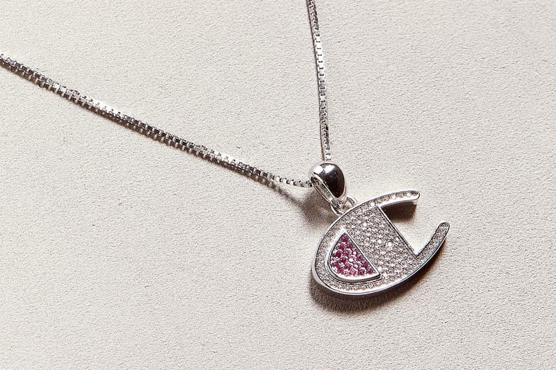 Champion 推出 14K 純銀鍍金項鏈