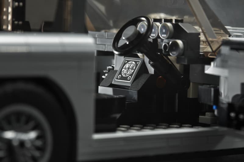 LEGO 發佈 James Bond™ Aston Martin DB5 跑車積木模型
