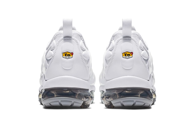 Nike Air VaporMax Plus 全新「Pure Platinum」配色上架