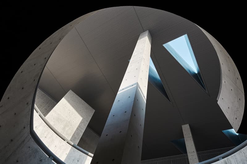 走進神級建築師安藤忠雄設計的「杭州良渚文化藝術中心」