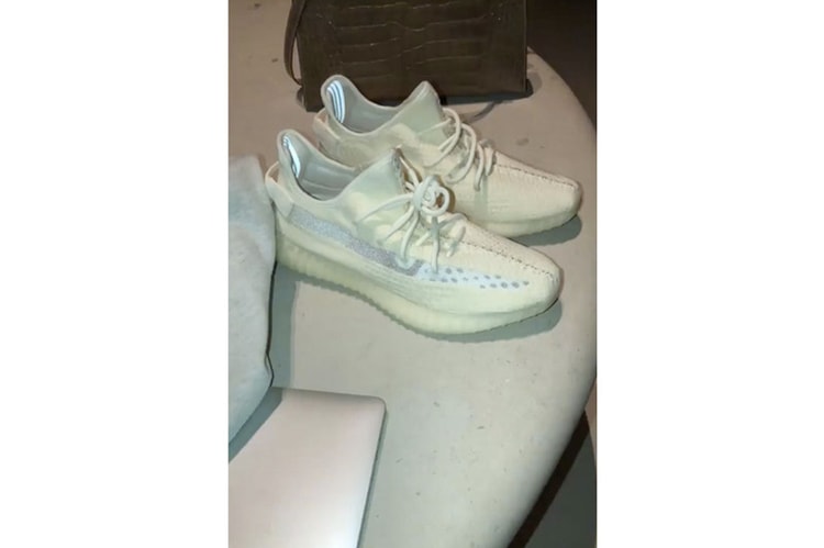 Kim Kardashian 再次曝光全新 YEEZY BOOST 350 設計