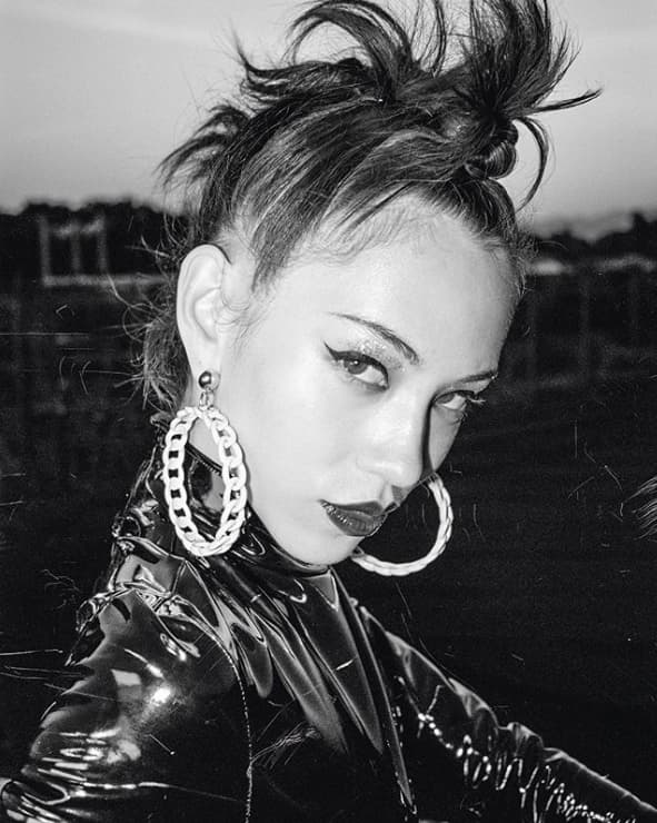 水原希子演繹《10 Magazine》最新一期封面特輯