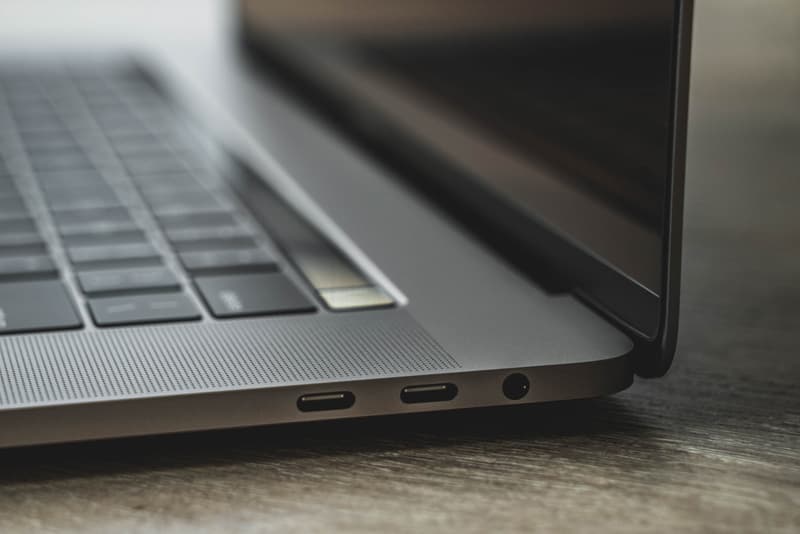 Apple 2018 年版 MacBook Pro 開箱近賞