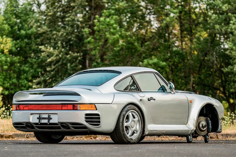 被撞毀 Porsche 959 Komfort 跑車將以 $55 萬美元拍賣