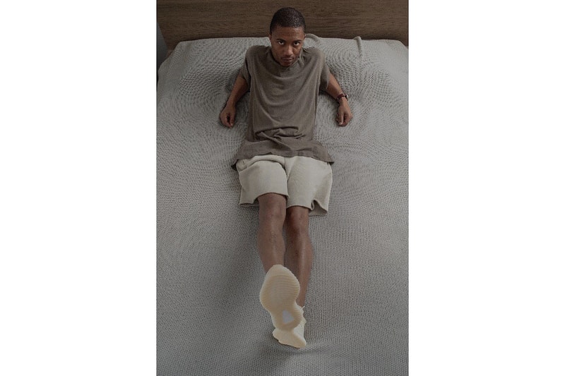 Kim Kardashian 與 Brad Hall 等人共同演繹 YEEZY 最新宣傳大片