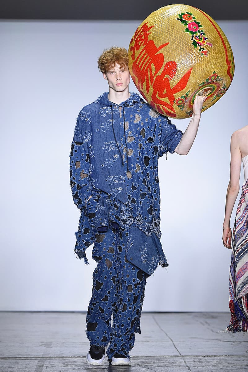 ANGEL CHEN 於紐約時裝周發佈 2019 春夏系列