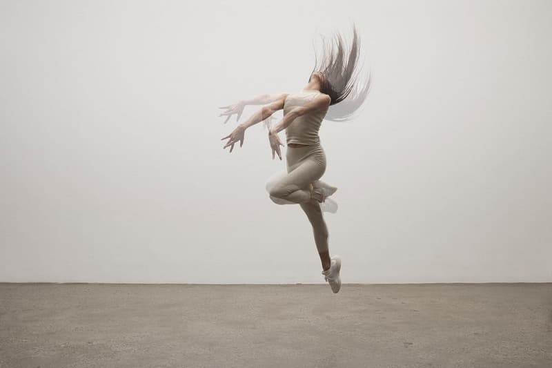 Rita Minissi 為 YEEZY BOOST 350 V2「Triple White」打造全新 Lookbook