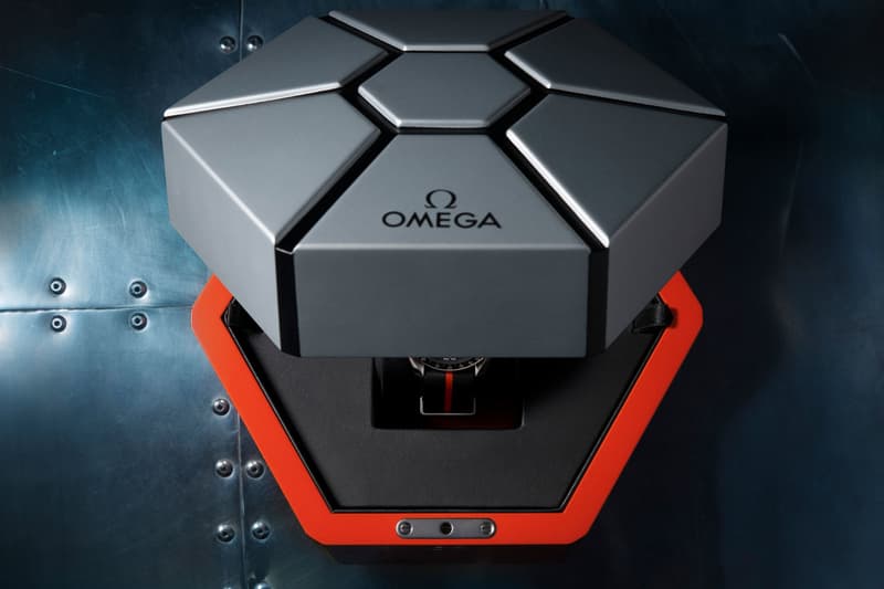 OMEGA 最新 #SPEEDYTUESDAY 經典復刻「ULTRAMAN」時計登場