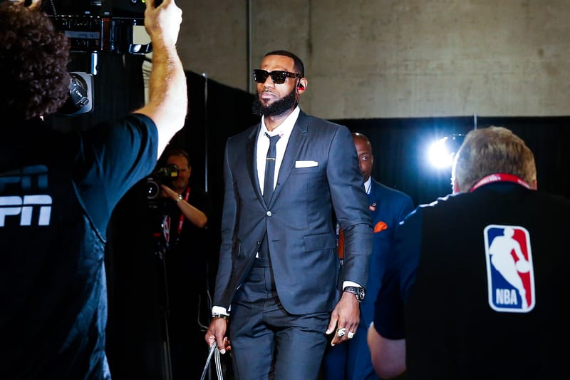 LBJ 也加入灰色戰團！到底 Thom Browne 有何魅力讓 Zegna 集團甘願掏出 5 個億？