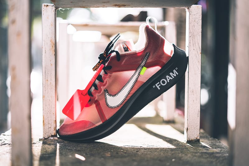 Off-White™ x Nike Zoom Fly SP 紅色版 Sample 細節近賞