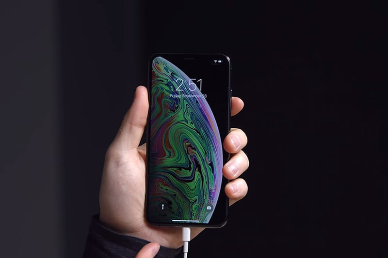 問題不斷？iPhone XS 再遭用戶指出充電功能瑕疵