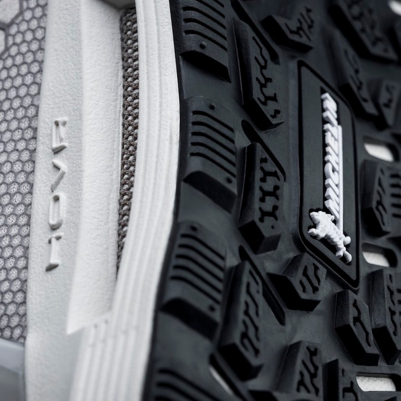 Under Armour 全新 UA HOVR ColdGear® Reactor 跑鞋
