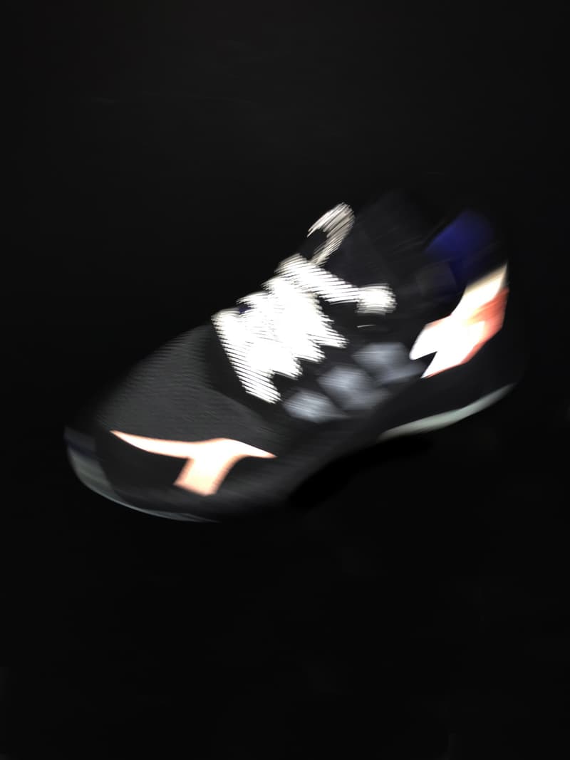 adidas Originals 曝光全新 BOOST 鞋款設計