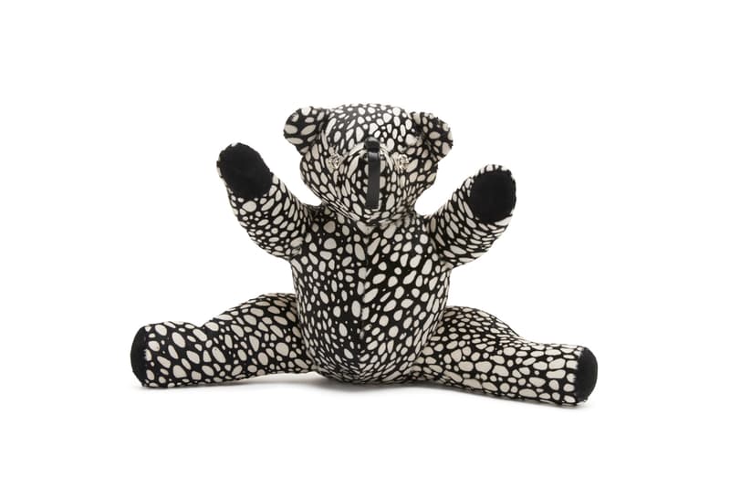 Chrome Hearts 推出 2018 假日季全新配件及家品系列