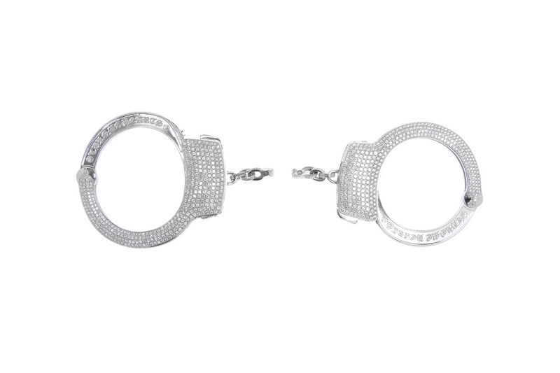 Chrome Hearts 推出 2018 假日季全新配件及家品系列