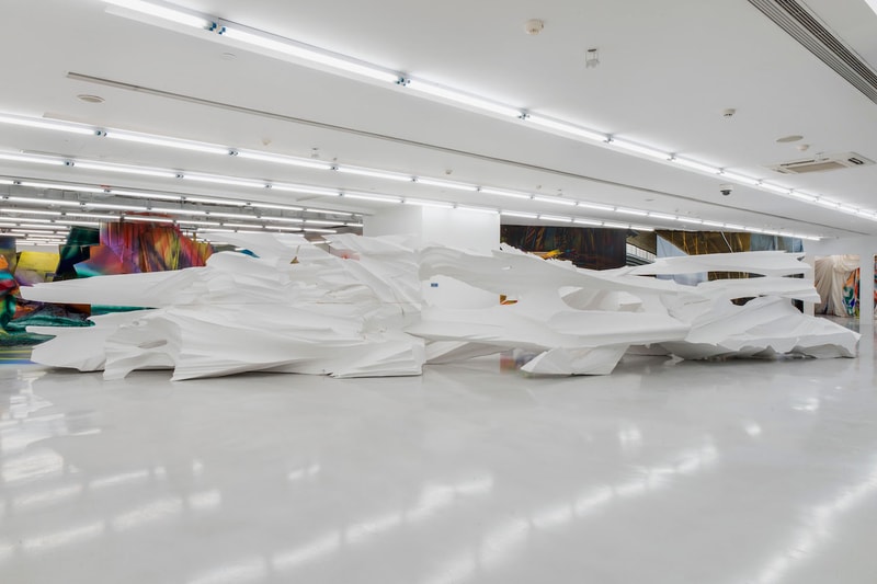 走進 Katharina Grosse 上海「呢喃的泥土」展覽現場