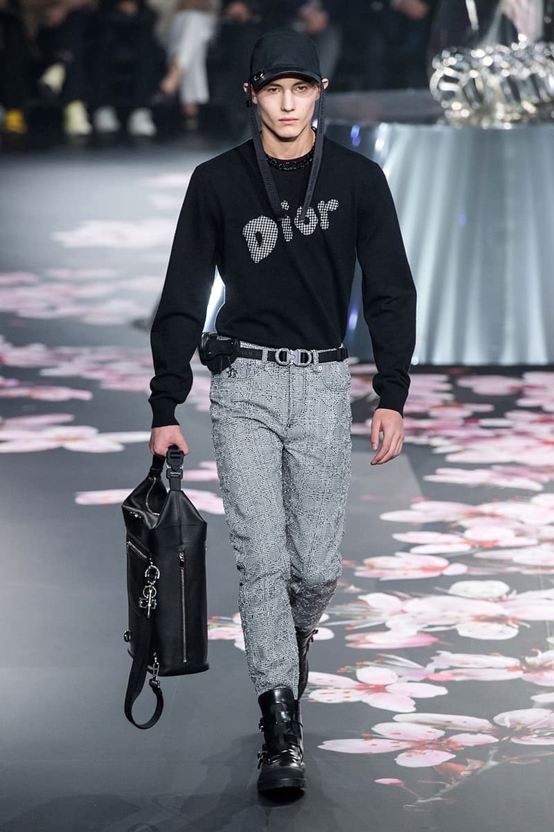 空山基加持！Dior 2019 早秋系列於東京正式發佈