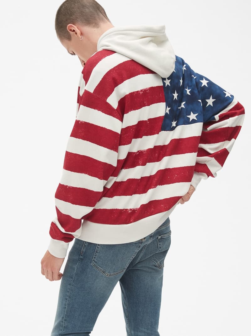 GAP 再度攜手《GQ》推出限量版别注系列 