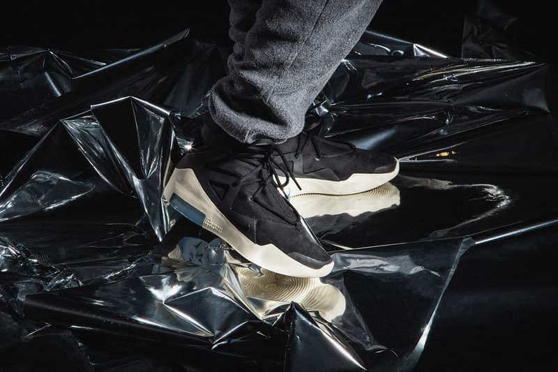 年度重磅鞋款 Nike Air Fear of God 1 黑色版本上腳預覽 