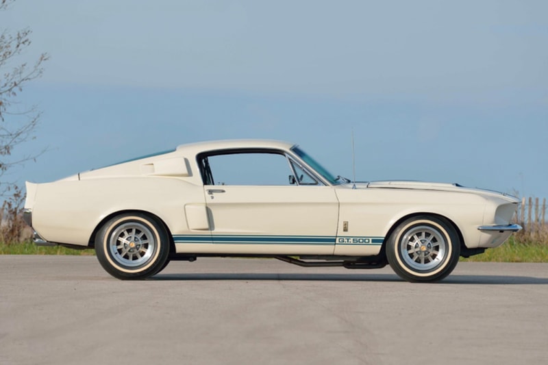 1967 年 Ford Mustang Shelby GT500 以 220 萬美元高價售出