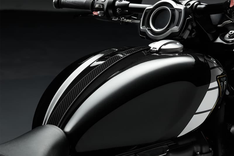 Triumph 極罕有全新世代 Rocket III 登場