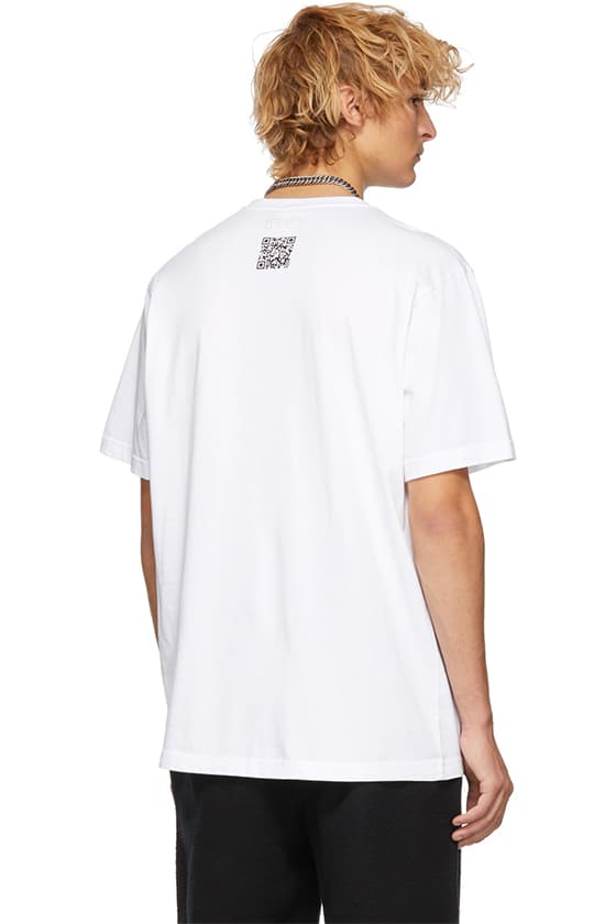 無言以對－Vetements 推出印上「QR Code」的 Print Tee