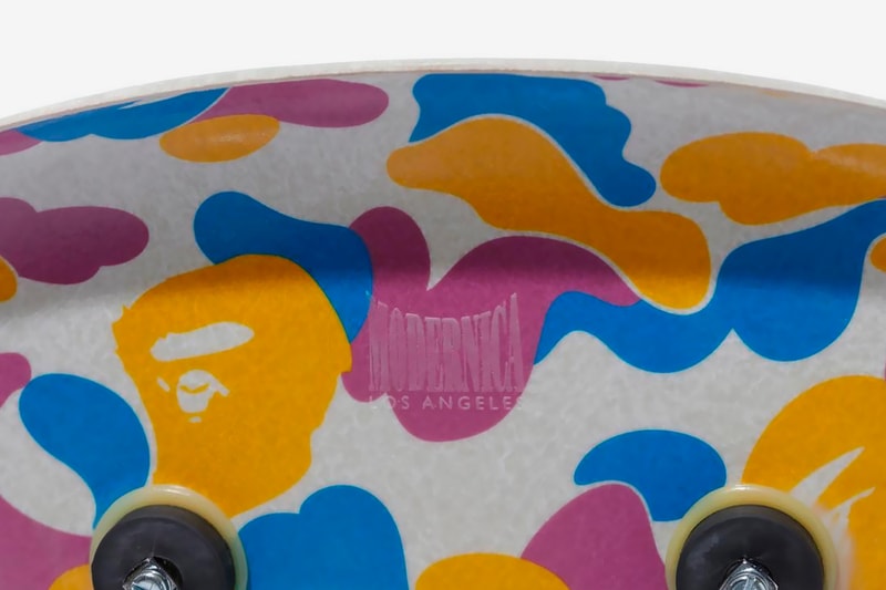 A BATHING APE® x Modernica 全新聯名 Fiber Shell Chair 登場