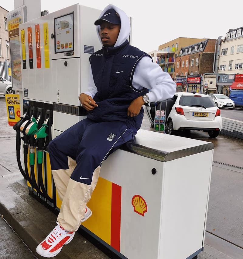 Supreme x Nike 全新聯名 Air Max Tailwind 4 紅色版本曝光