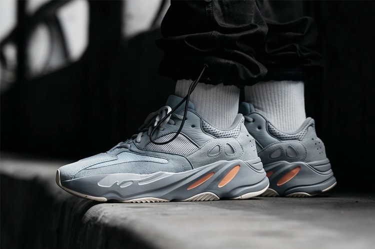 YEEZY BOOST 700 全新配色「Inertia」上腳预览