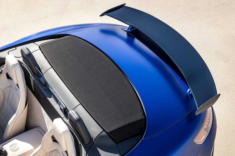 Mercedes-AMG 發佈全新軟頂敞篷跑車 GT R Roadster