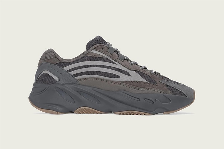 YEEZY BOOST 700 V2 全新配色「Geode」官方圖片釋出