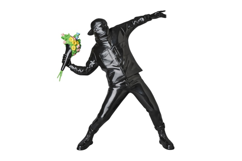 Medicom Toy x Brandalism 全新黑色版 Banksy「Flower Bomber」人偶登場
