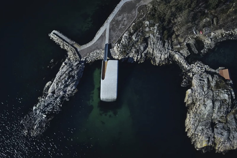 走進挪威水下餐廳「Under」